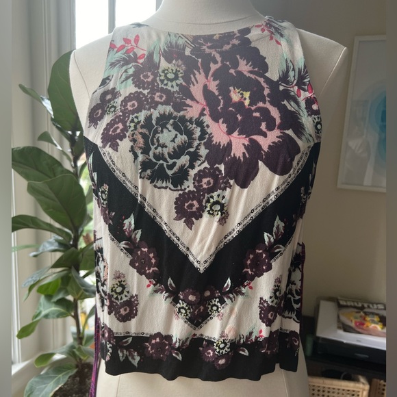 Free People This Sweet Love Floral side tie top chevron going out top flattering - Picture 3 of 5